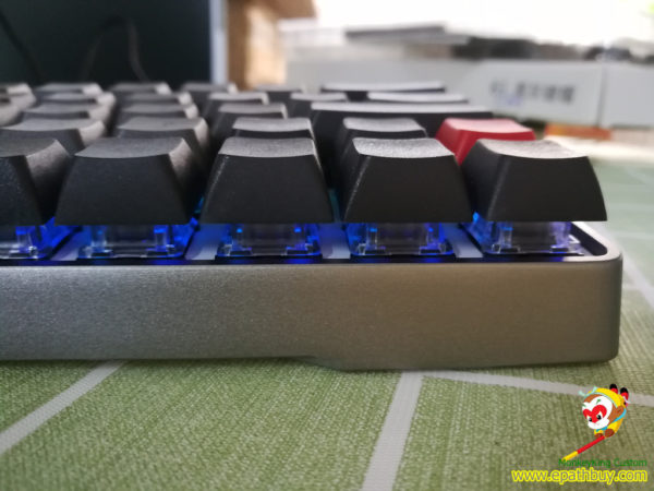 custom 65% 66 keys optical switch aluminum mechanical keyboard w GSA profile dye-subbed pbt keycaps